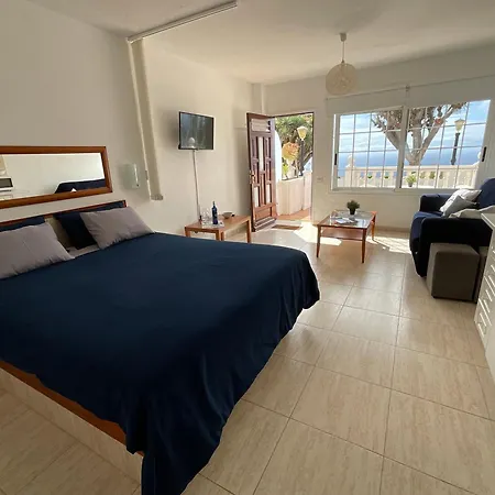 Atlantic Ocean Rest Tacoronte